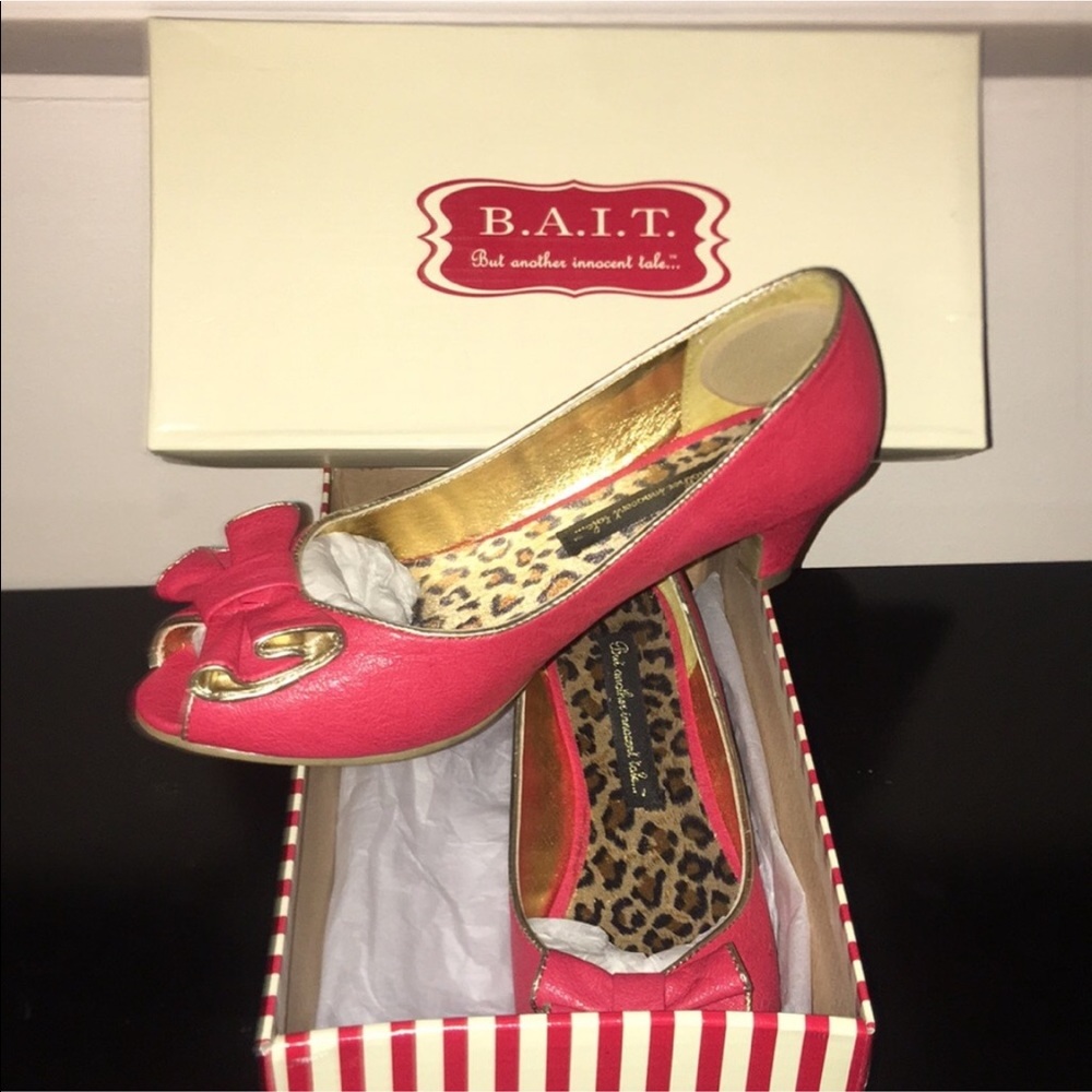 Retro red B.A.I.T. Kitten heels